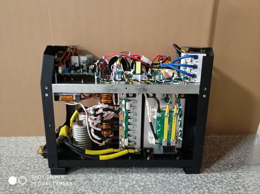 Максимальная мощность нагрузки 50 кВА портативная инверторная сварочная машина 490х235х500 мм