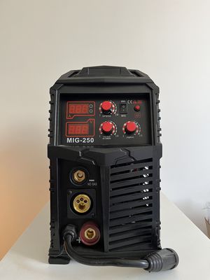 Инверторы сварки микропроводов 110 В 200 А многофункциональные IGBT 3 в 1 Миг 250 ампер Год 2021