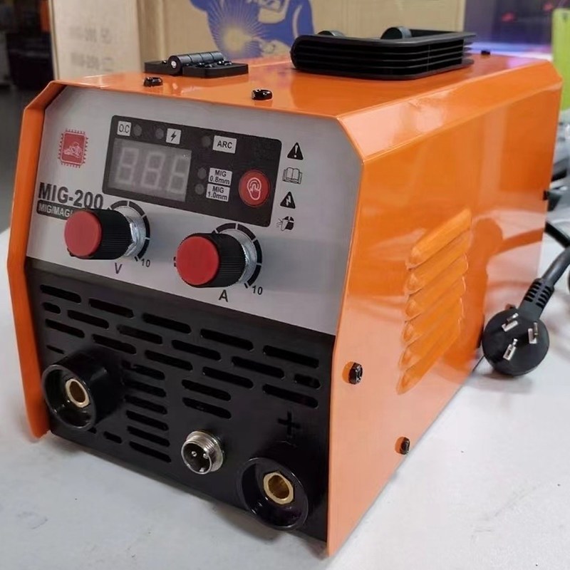 130Amp Мини портативный постоянный ток инвертор MIG сварочная машина MIG 200 для простоты и удобства